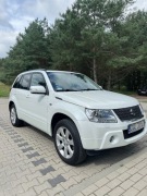 samochód Suzuki Grand Vitara 3.2 V6 4x4 automat 233KM