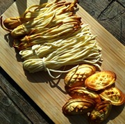 Zestaw serki podhalańskie małe oraz korbacze białe i wędzone 