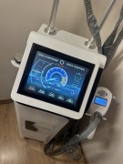 Dermomasaż masaż podciśnieniowy RF