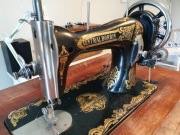 Maszyna do szycia ze stołem Naumann Bobbin sprawna