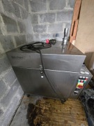 Myjka koszowa z odstojnikiem 