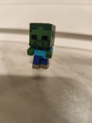Figurka ZOMBIE Minecraft Kinder Joy