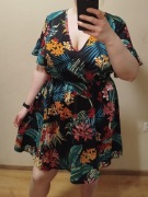 Wygodna sukienka rozmiar 52/54