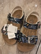 Sandałki dla dziewczynki Kraina Lodu