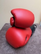 Rękawice bokserskie dla dorosłych Outshock 100 rozmiar 14 - jak nowe