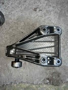 lewa łapa silnika n55 f10 535ix  6796781 