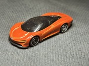 Resorak Luzak HOT WHEELS McLaren Speedtail
