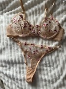 Zestaw bielizny morelowy