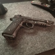 Pistolet wiatrówka Beretta M9A3 FM 4,5 mm czarny BB CO2