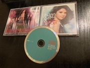 SELENA GOMEZ - A YEAR WITHOUT RAIN  -1 WYD 