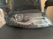 Lampa prawa biksenon Audi a4b8 uszkodzona 