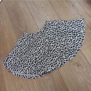 Spódniczka dla dziewczynki Lindex panterka  rozmiar 122/128