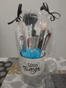 Zestaw pędzli do makijażu-prezent