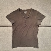 DOPASOWANY T-SHIRT NEW YORKER S | CZARNY SLIM FIT | DEKOLT