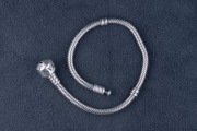 Pandora Bransoletka srebro próby 925 590702HV