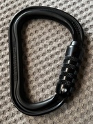 Karabinek Petzl William Triact lock czarny