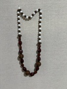 Naszyjnik z koralików plastikowy brązowy biały długi vintage