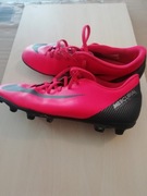 Korki do piłki noznej