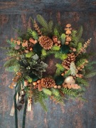 Wyjątkowy wianek świąteczny zimowy - Szmaragdowa Elegancja 