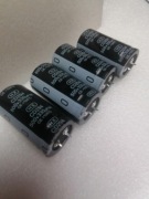 Kondensator 330uF 500V roz. 35x55mm  1 szt