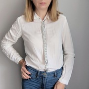 Biała koszula damska z cekinami Reserved 