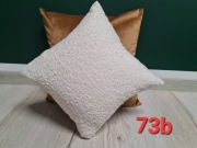 M073 poszewki na poduszki 30x30 biała bukla boho