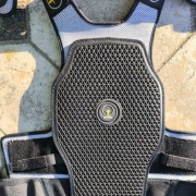 ZBROJA narty snowboard MTB Forcefield S