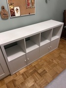 Regał IKEA KALLAX 2x4 – biały + 4 wkłady z drzwiami