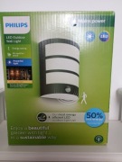 Kinkiet zewnętrzny LED Philips Python UE, antracytowy, czujnik