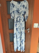 Letnia sukienka w kwiaty r.S