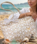 Torebka plażowa z koronką.