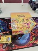 Pokemon TCG: Scarlet & Violet 151 - Mini Tin Display box