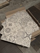 Nowe płytki gresowe Cersanit 42x42cm (21 sztuk)