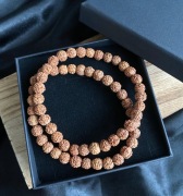 Bransoletki męskie z Rudraksha