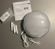 Radiobudzik z lampką