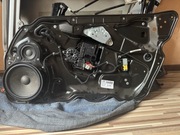 Podnosnik Szyby Prawy przód VW Passat B6