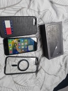 Iphone 8 plus 64gb :]