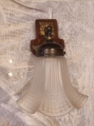 Stara lampa / stylowy kinkiet mosiężny z elementem drzewnym 