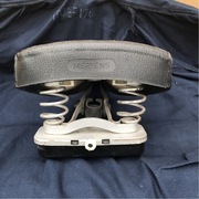 Siodełko siedzenie Mertens z narzędziowką Wigry Zenit Jubilat Romet ZZR