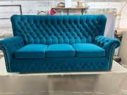 Kanapa po renowacji Chesterfield 