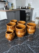 Brązowe retro kubeczki kubki PRL vintage zestaw kubeczków