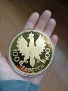 Gigantyczna replika klęczący rycerz 