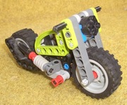 LEGO TECHNIC - mały motocykl