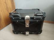 ALUMINIOWY kufer motocyklowy centralny CZARNY 45L uniwersalny + PŁYTA