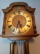 Wiszący zegar ścienny wagowy