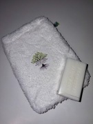 Rękawica Biała NOVA Bardzo Chłonna M + Mydło z Nanosrebrem RAYPATH