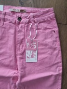 Spodnie jeansowe boyfriend różowe z paskiem M'Sara rozmiar xs 