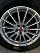 Komplet 4 felg Jaguar z oponami Pirelli Skorpion Winter 18 cali 235/65R18