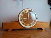 Kominkowy zegar Metron