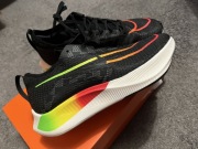 Nike zoom fly 4 unisex